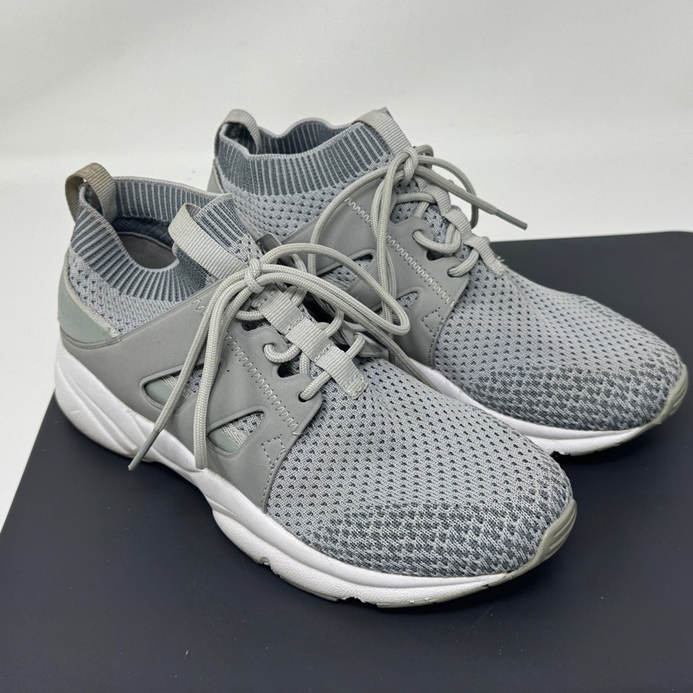 Propet Stability Strider Walking Shoe Athletic Lace Up Sneakers WAA042M Sz 8